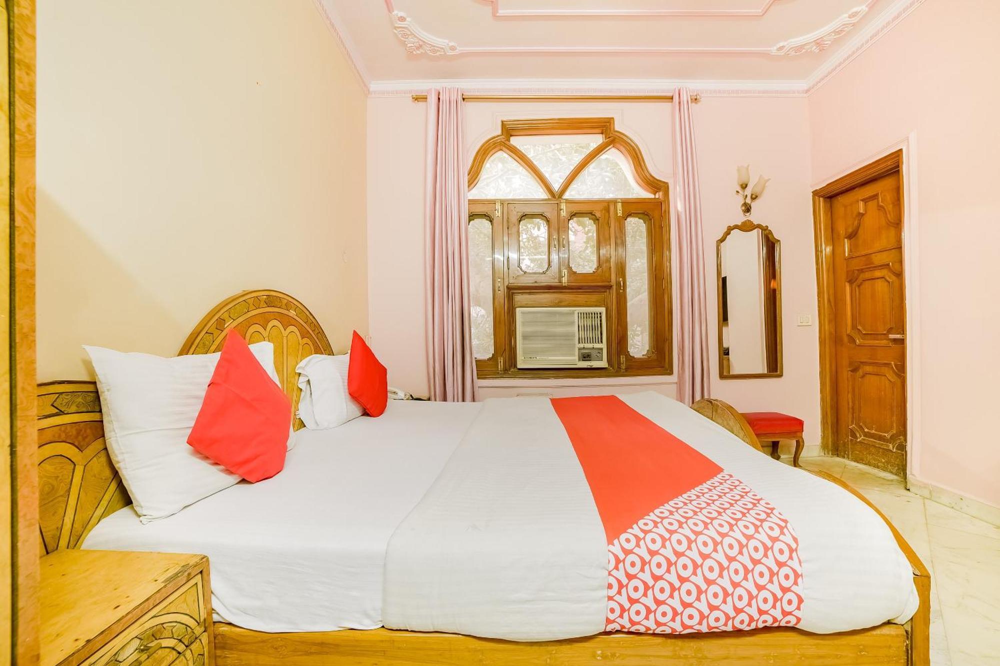 Super Hotel O Blue Sapphire Delhi Neu-Delhi Exterior foto